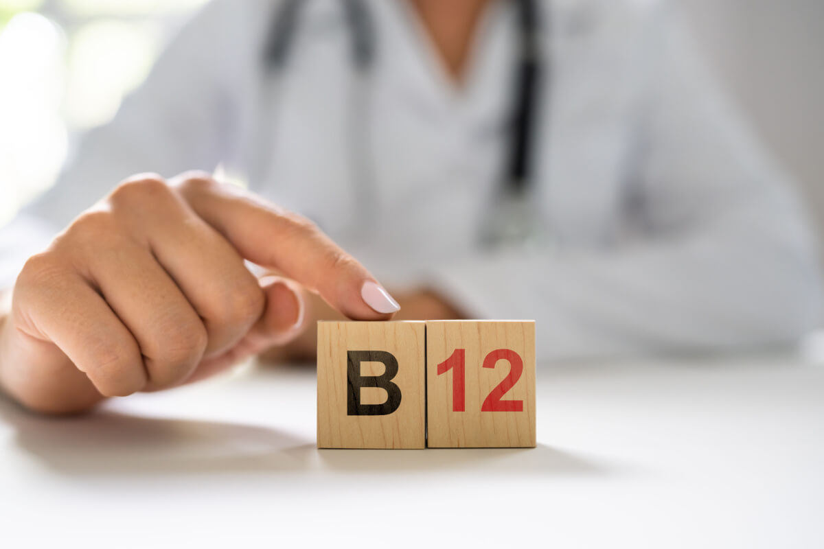WHAT CAUSES B12 DEFICIENCY IN OLDER ADULTS?